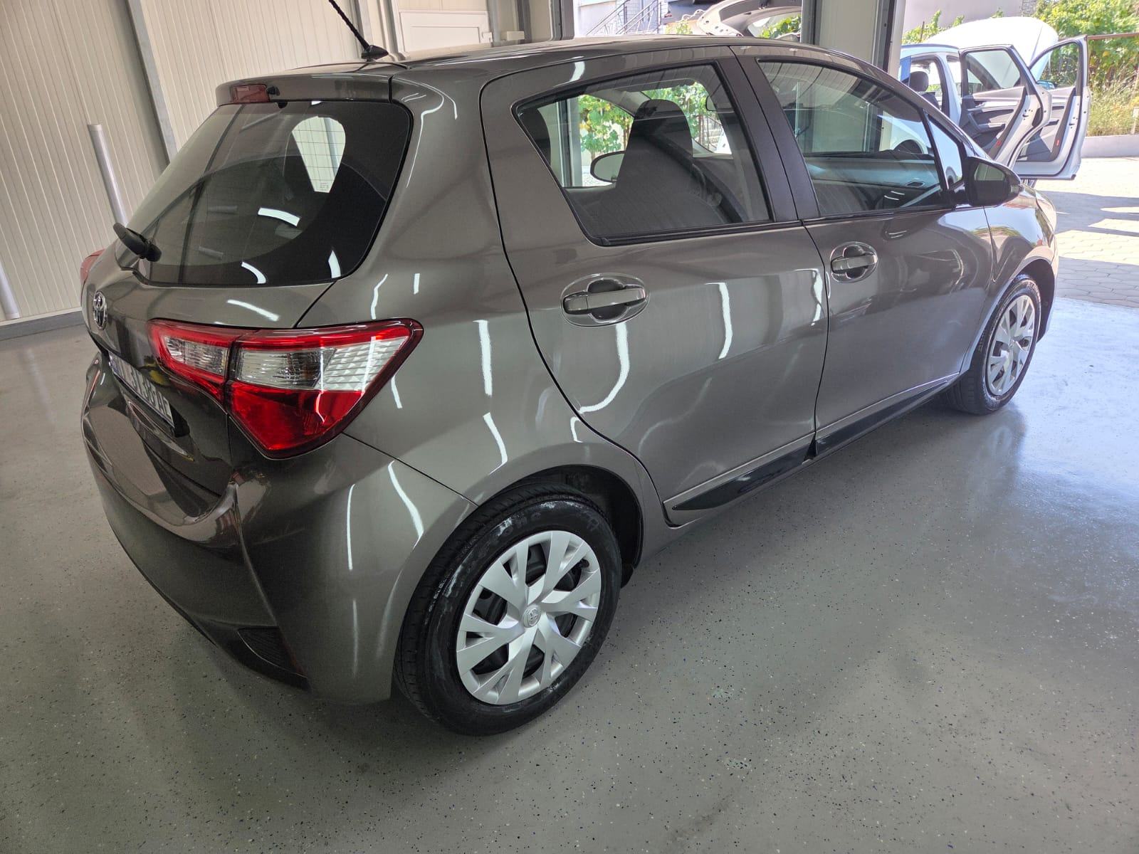 Toyota Yaris 1,4 D-4D ,Reg.08.27 ,Garancija 08.27 "PRILIKA", fotografija 17