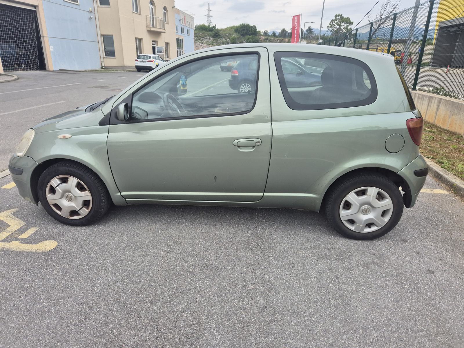 Toyota Yaris 1,4 D-4D, fotografija 1