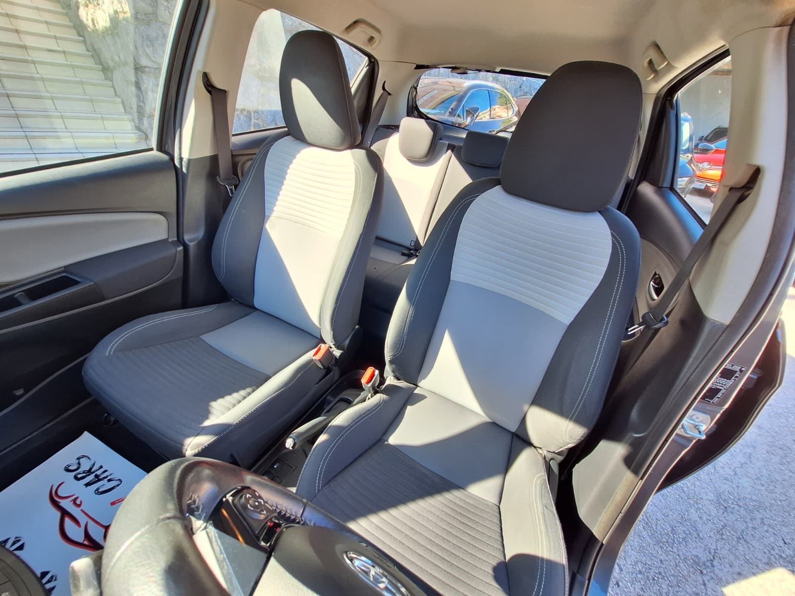 Toyota Yaris 1,5 100 Ks (Hibridy)automatik PARKING KAMERA‼️AKCIJA 500e, fotografija 13