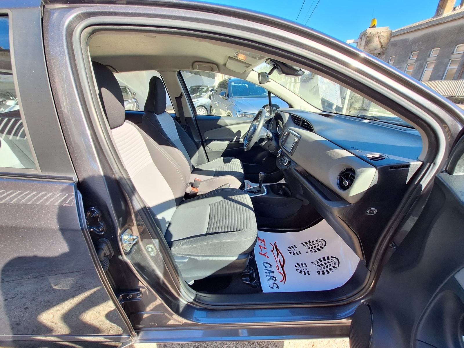 Toyota Yaris 1,5 100 Ks (Hibridy)automatik PARKING KAMERA‼️AKCIJA 500e, fotografija 16