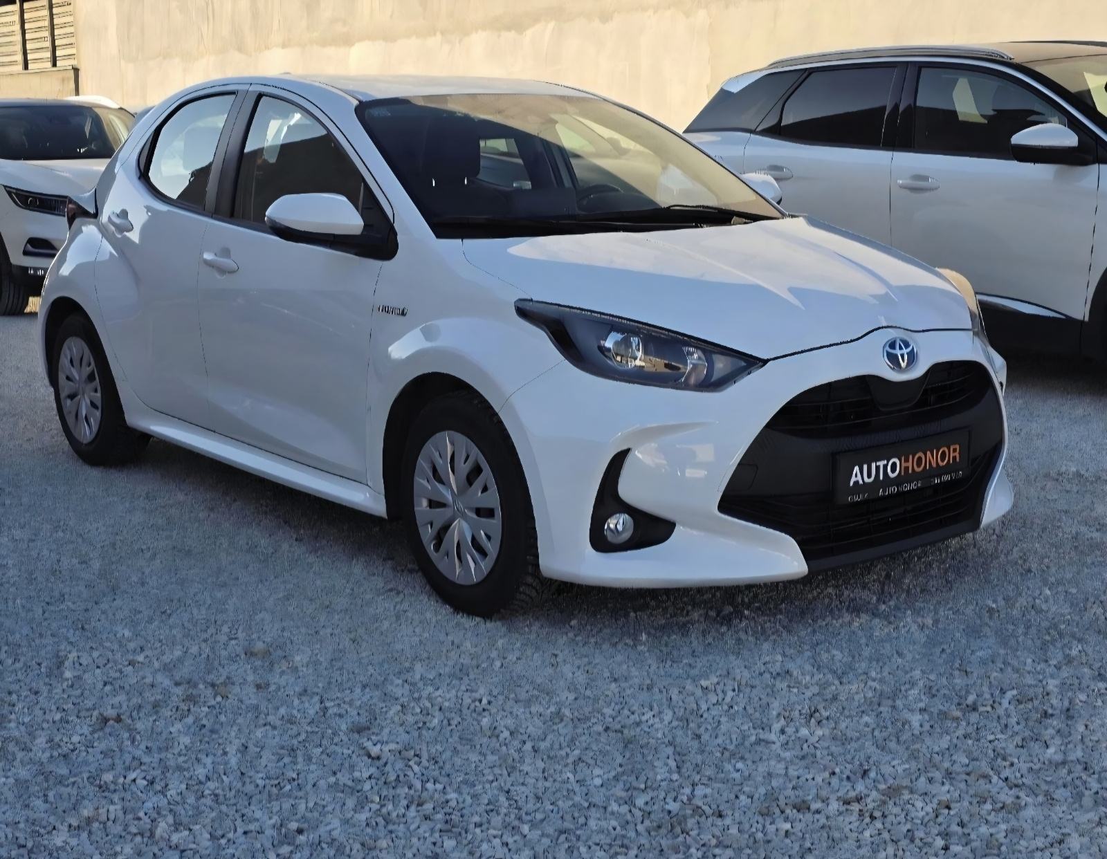 Toyota Yaris Hybrid 1,5 Automatik Reg 9/2026 Tvorničko jamstvo, fotografija 3