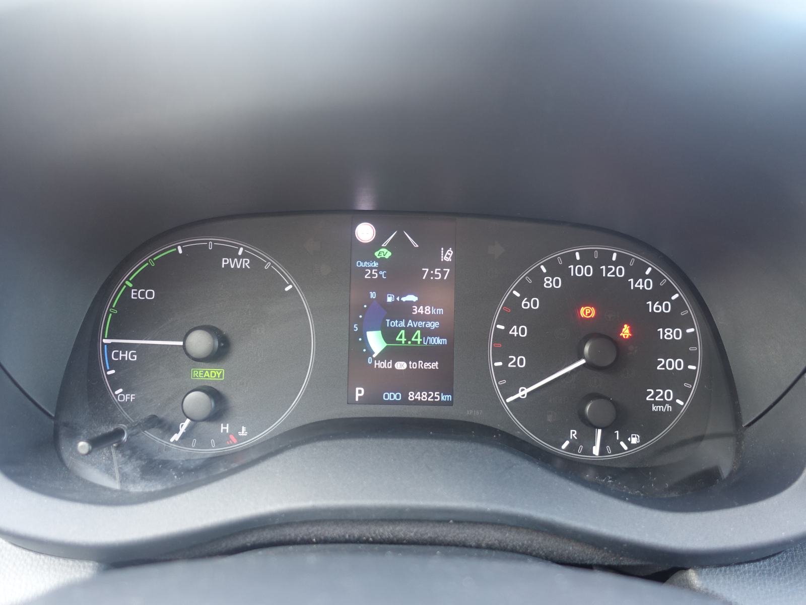 Toyota Yaris 1,5 Hybrid automatik / JAMSTVO + REGISTRACIJA, fotografija 13