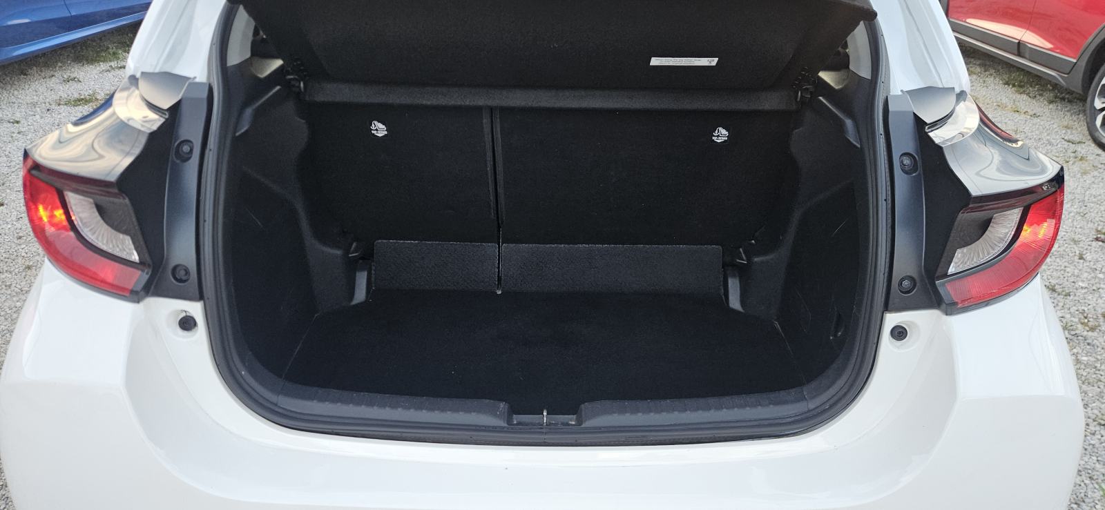 Toyota Yaris 1.5 Hybrid * Android * Apple * Automatik * Servis, fotografija 15