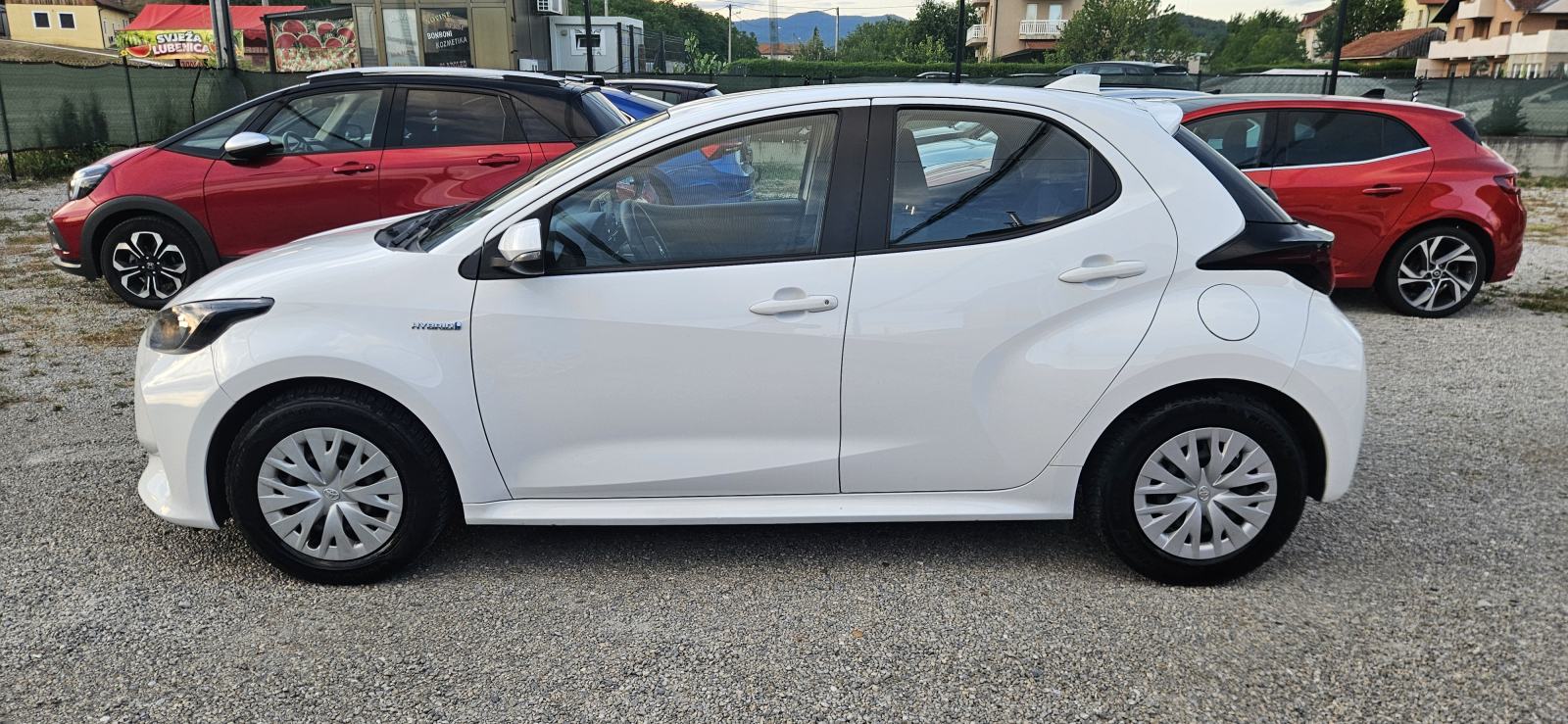 Toyota Yaris 1.5 Hybrid * Android * Apple * Automatik * Servis, fotografija 8