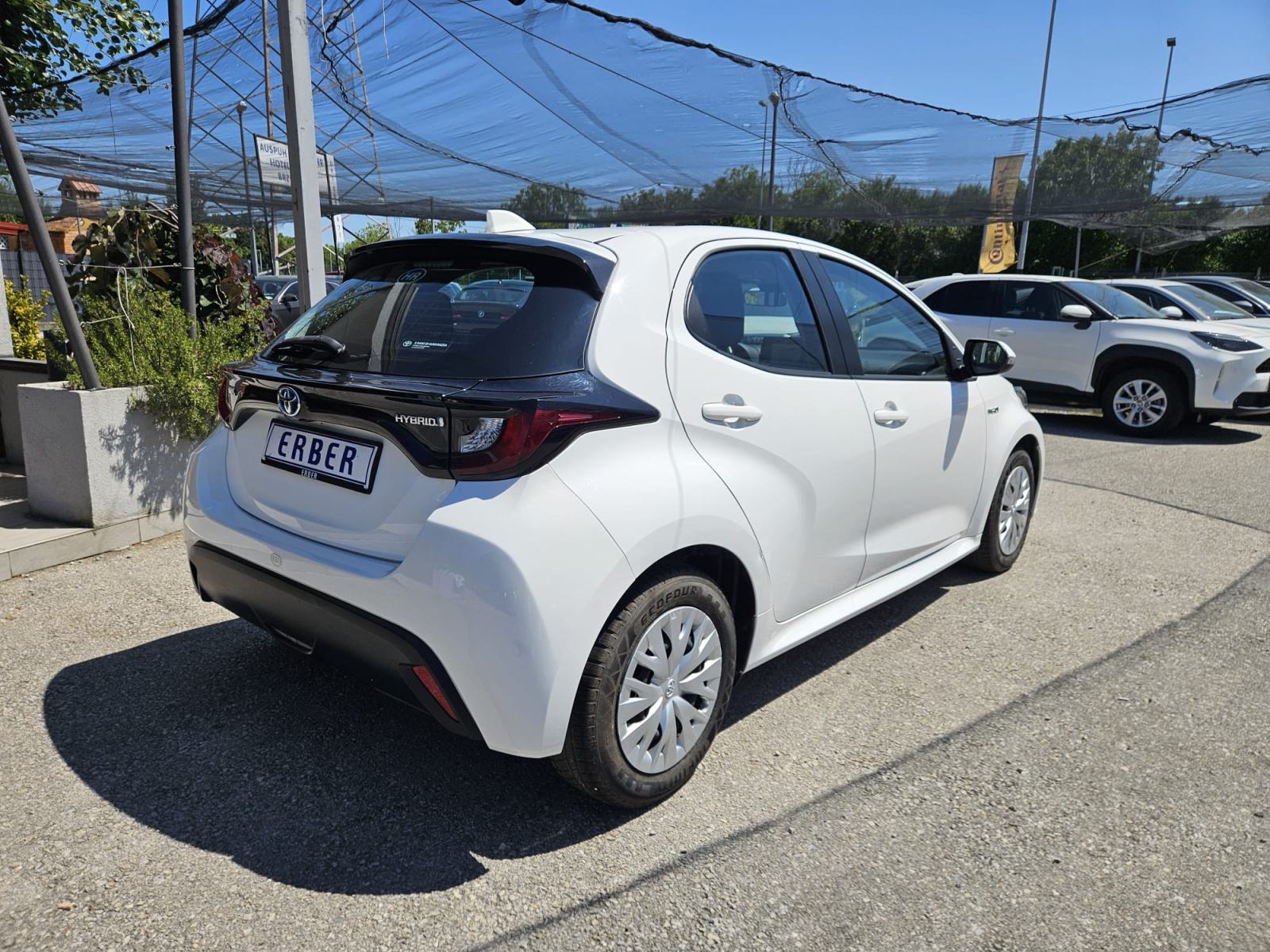 Toyota Yaris 1,5 Hybrid Aut., fotografija 7