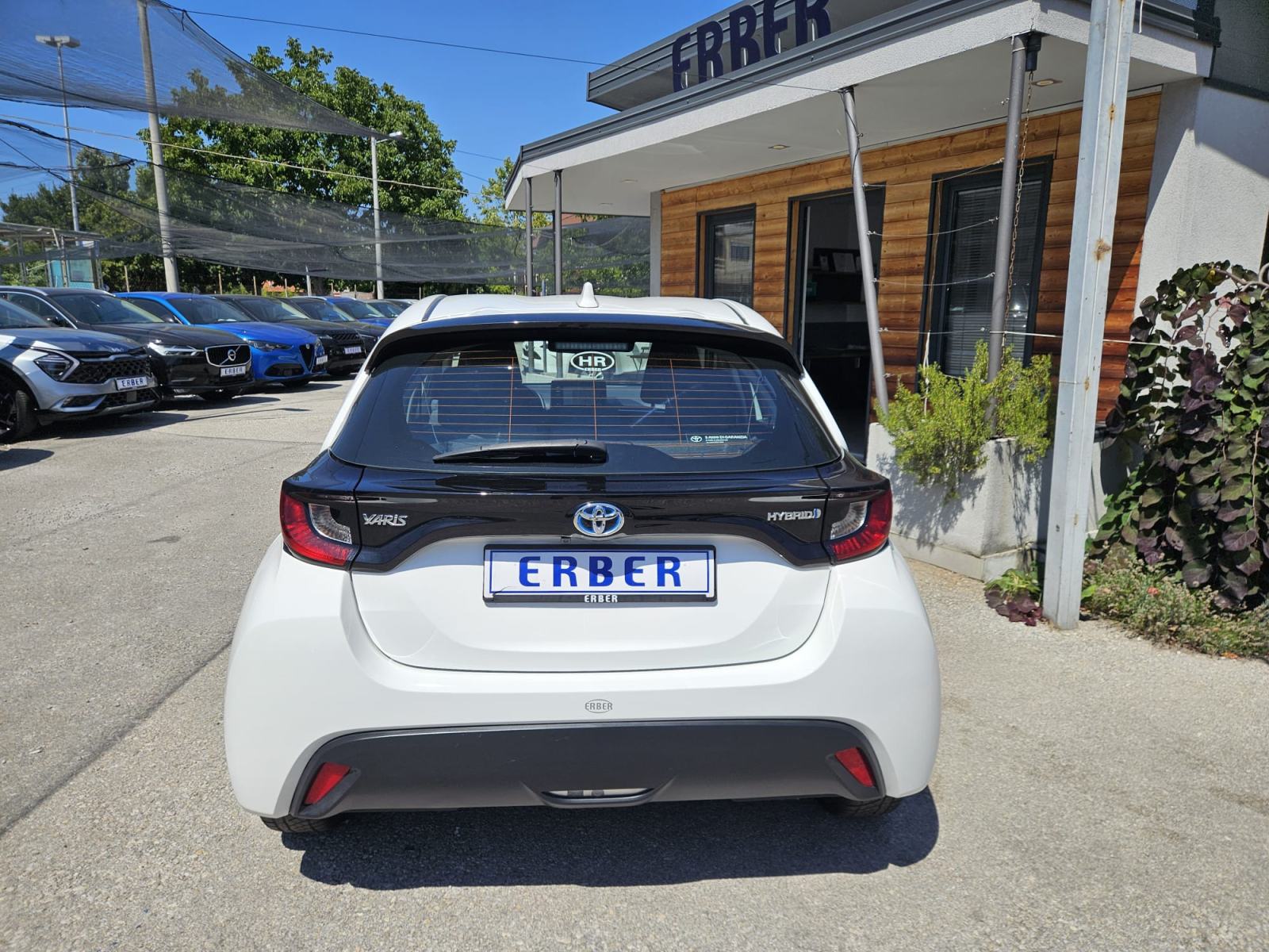 Toyota Yaris 1,5 Hybrid Aut., fotografija 6