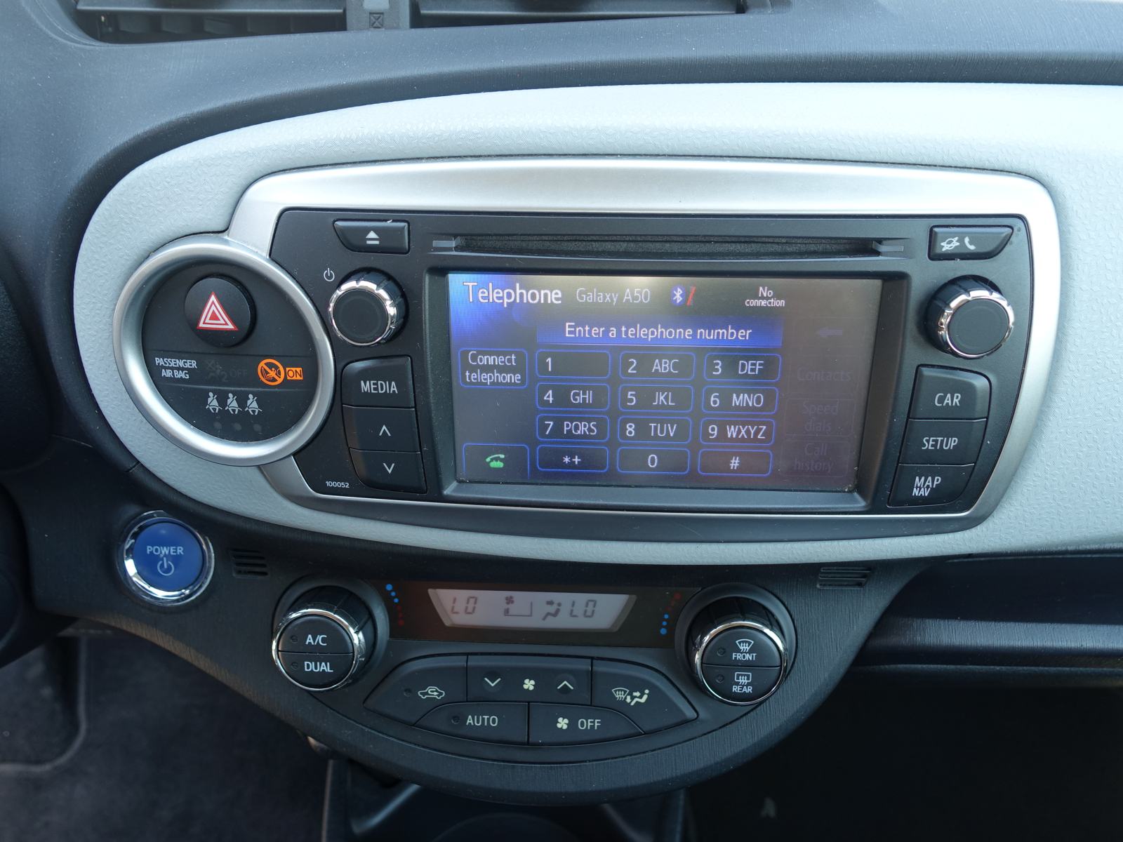 Toyota Yaris 1,5 Hybrid automatik / JAMSTVO + REGISTRACIJA, fotografija 15