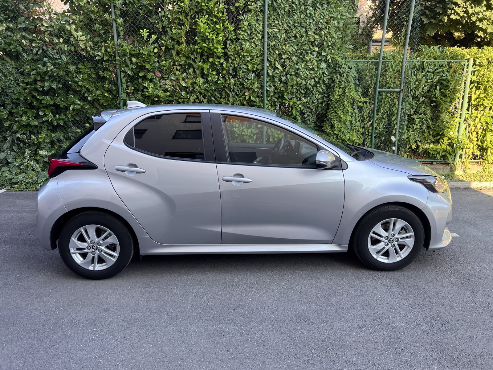 Toyota Yaris 1,5 Hybrid, Automatik, Sol oprema, fotografija 5