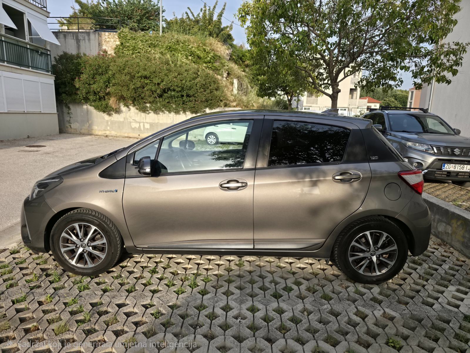 Toyota Yaris 1.5 Hybrid Trend Plus Y20, fotografija 4