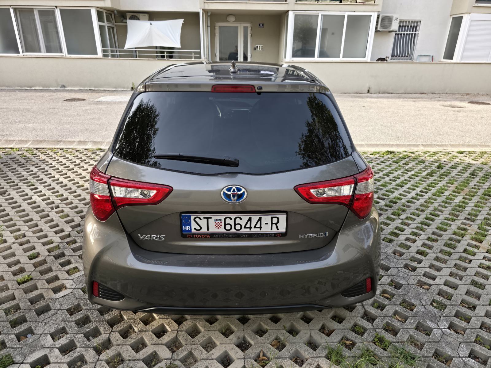 Toyota Yaris 1.5 Hybrid Trend Plus Y20, fotografija 3