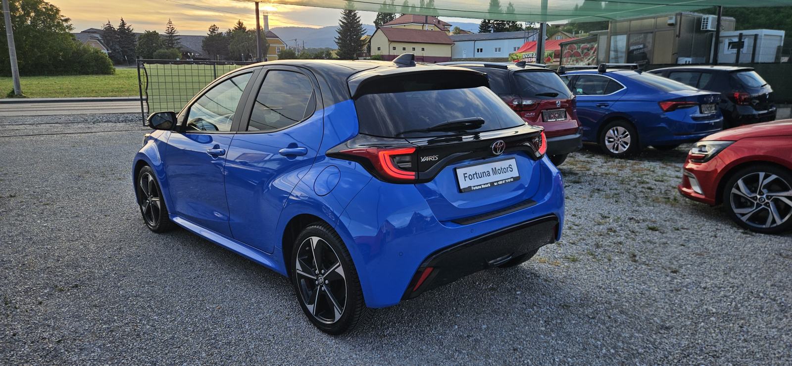 TOYOTA YARIS 1.5 HYBRID * PREMIERE * 96kWt * KAMERA * JBL* FULL OPREMA, fotografija 7
