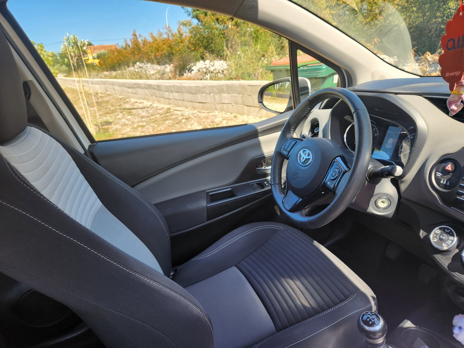 Toyota Yaris 1,5, fotografija 8