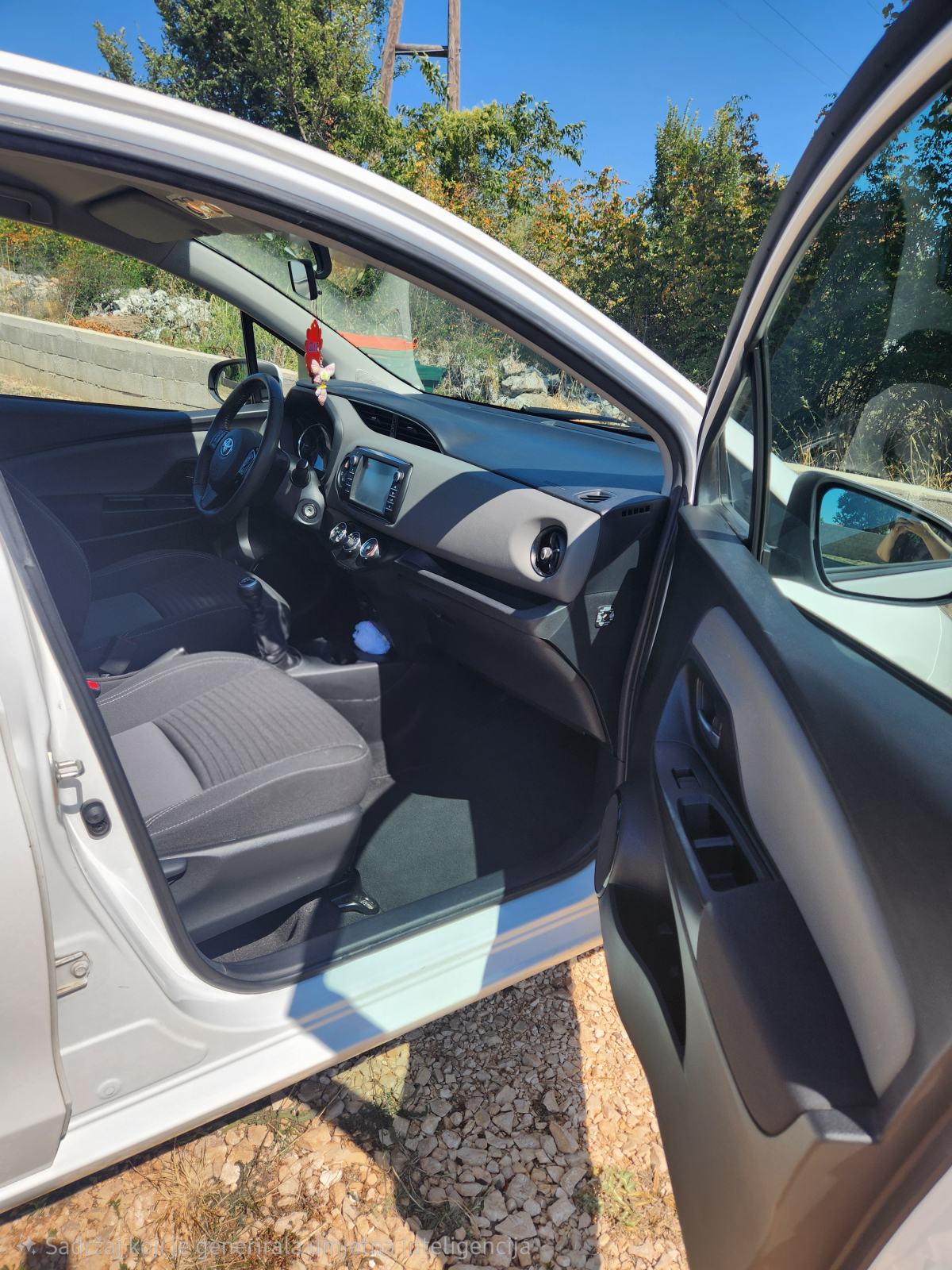 Toyota Yaris 1,5, fotografija 12