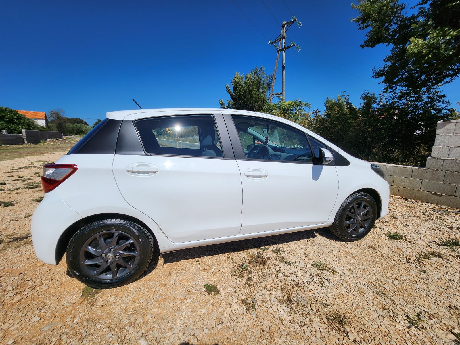 Toyota Yaris 1,5, fotografija 13