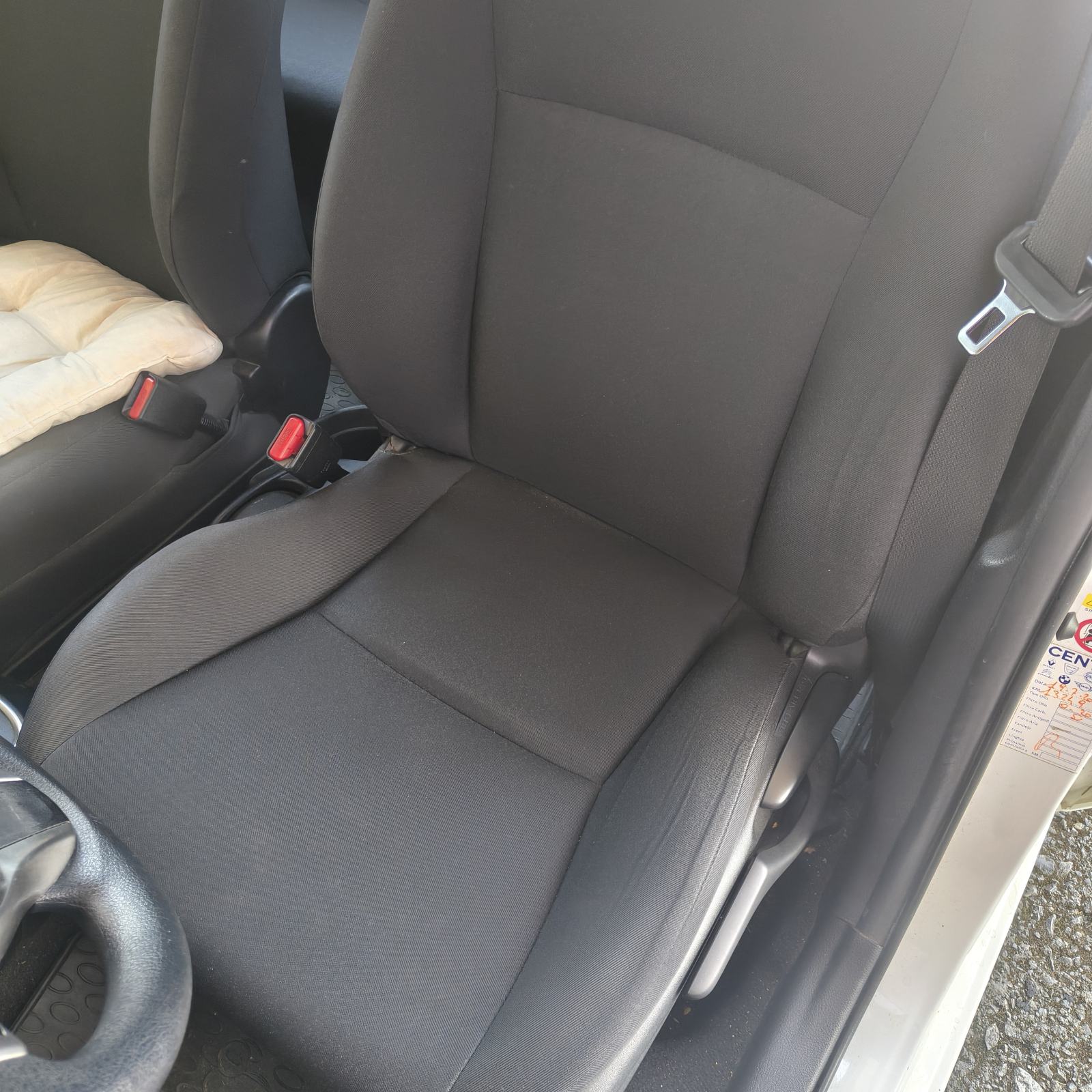 Toyota Yaris 1,5 hybrid, fotografija 8