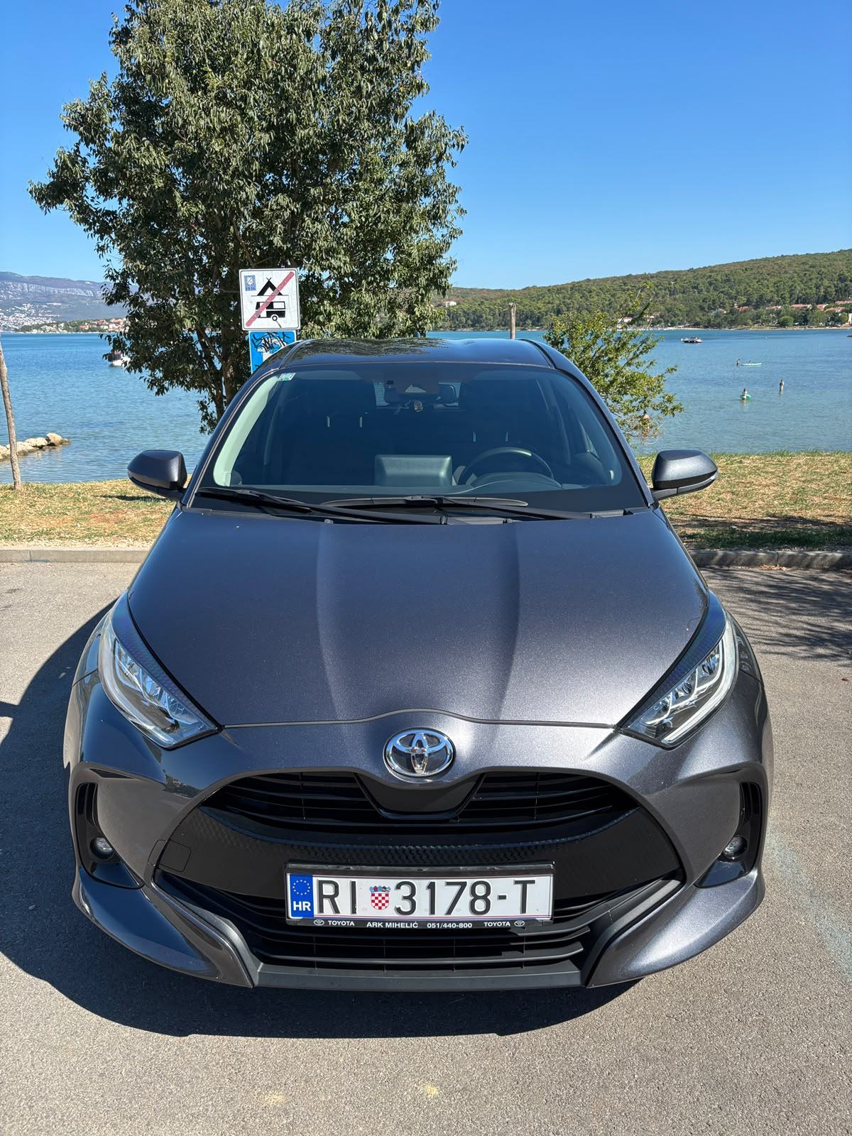Toyota Yaris 1,5, fotografija 2