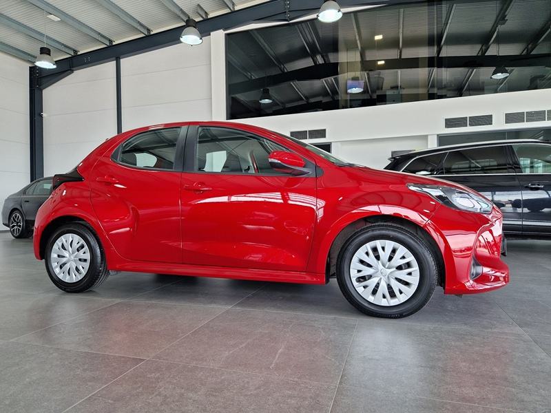 Toyota Yaris 1.5 VVT-iE Stella, fotografija 8