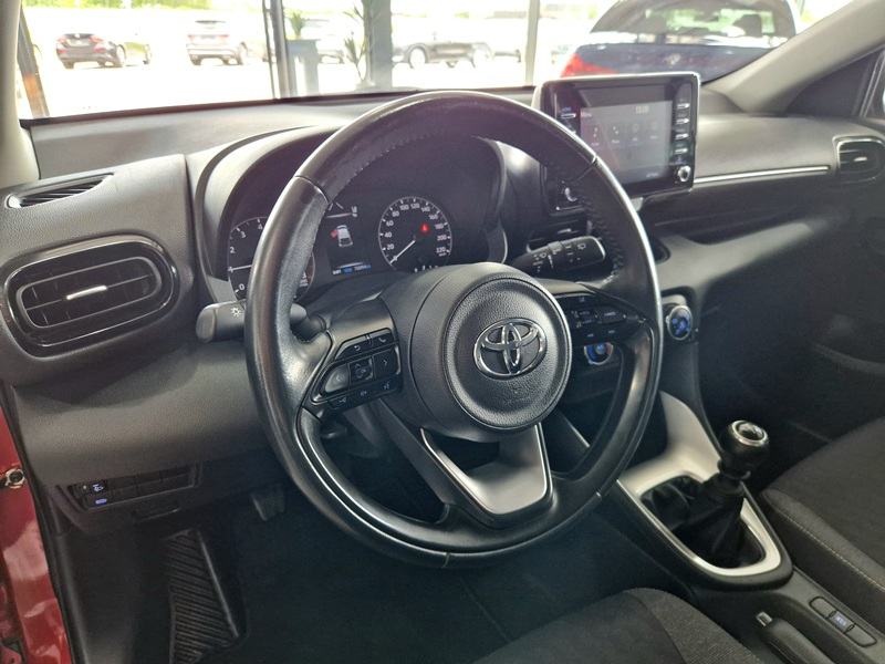 Toyota Yaris 1.5 VVT-iE Stella, fotografija 11