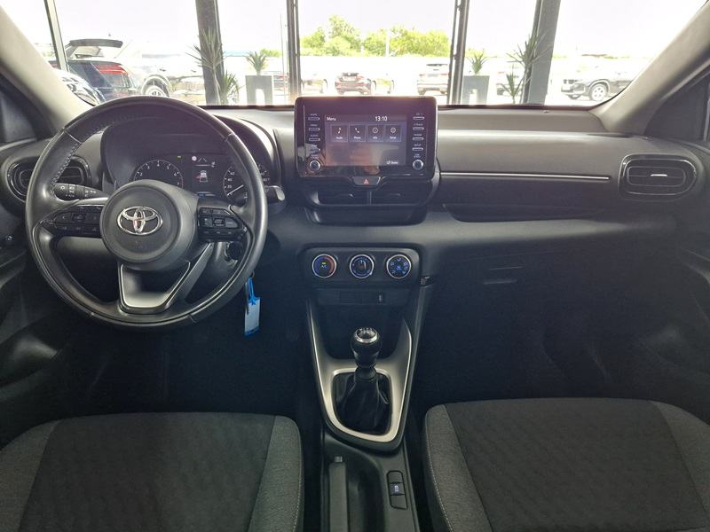Toyota Yaris 1.5 VVT-iE Stella, fotografija 14