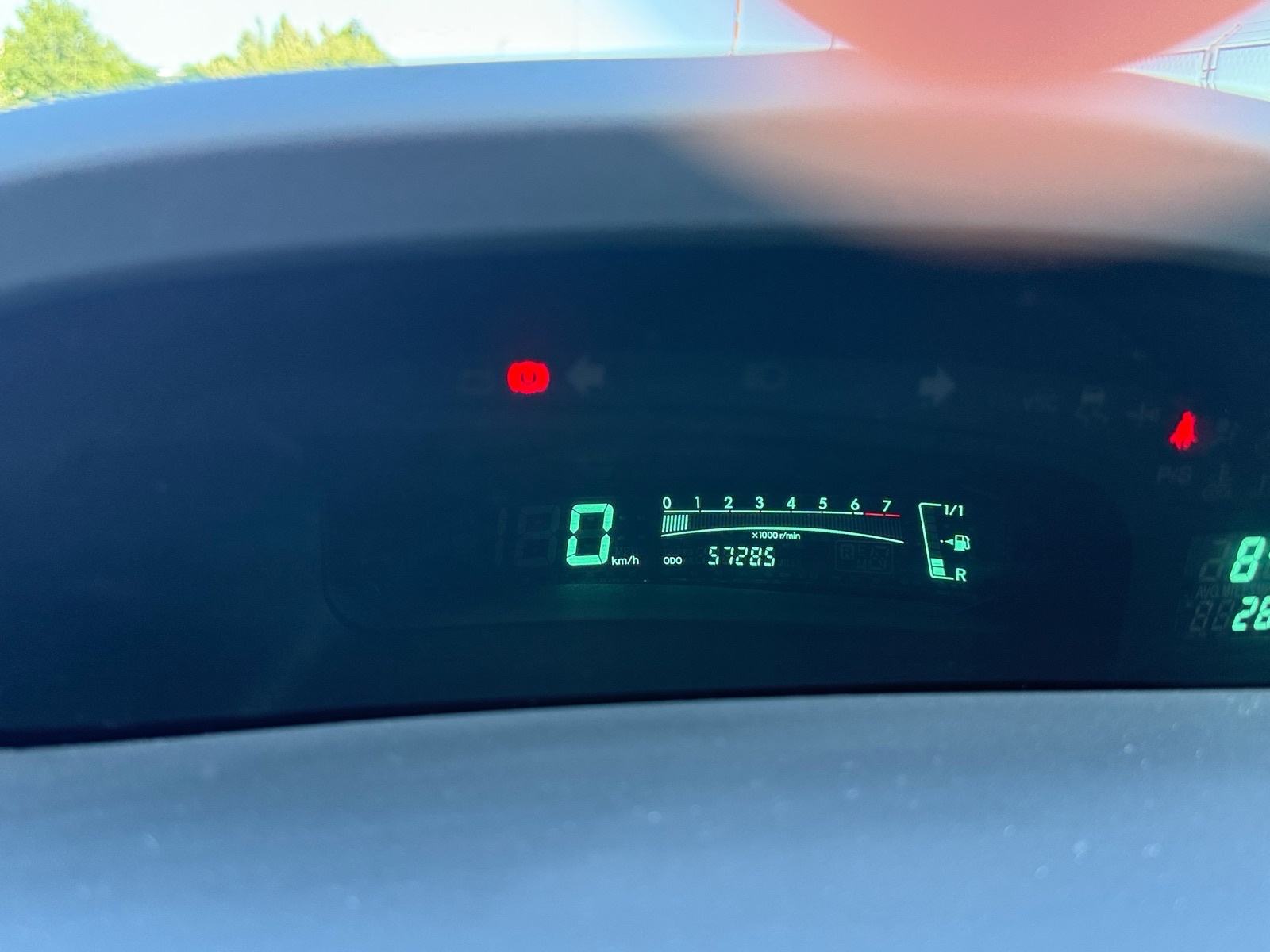Toyota Yaris - benzin - 57000 km - nije uvoz - drugi vlasnik, fotografija 8