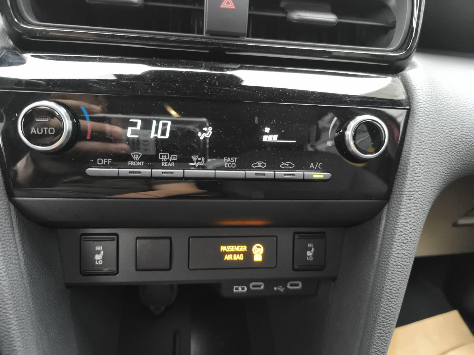 Toyota Yaris Cross 1.5 68kW - Provjerena rabljena vozila!, fotografija 14