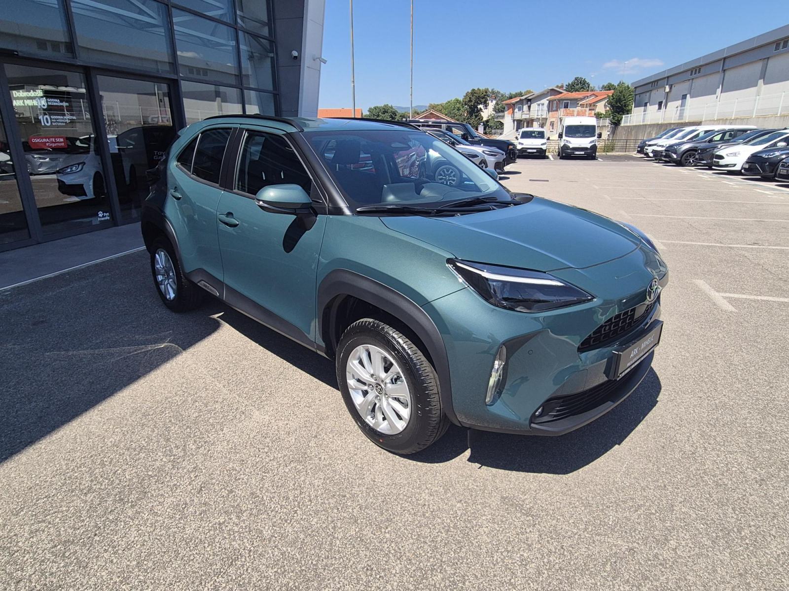 Toyota Yaris Cross 1.5 Cool...niska km, jamstvo, sniženo!, fotografija 3