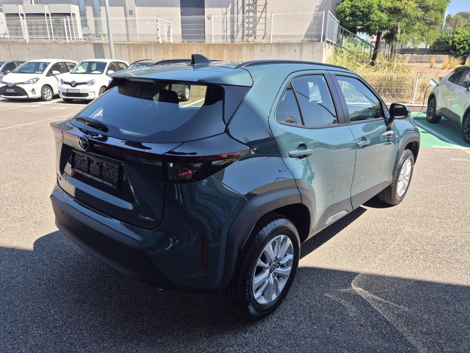 Toyota Yaris Cross 1.5 Cool...niska km, jamstvo, sniženo!, fotografija 5