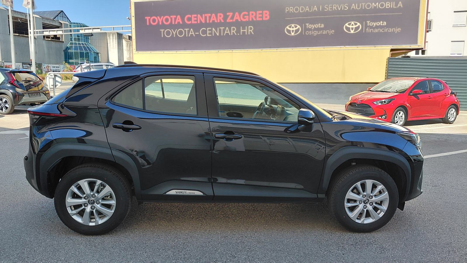 Toyota Yaris Cross 1.5 HEV COOL automatik, fotografija 3