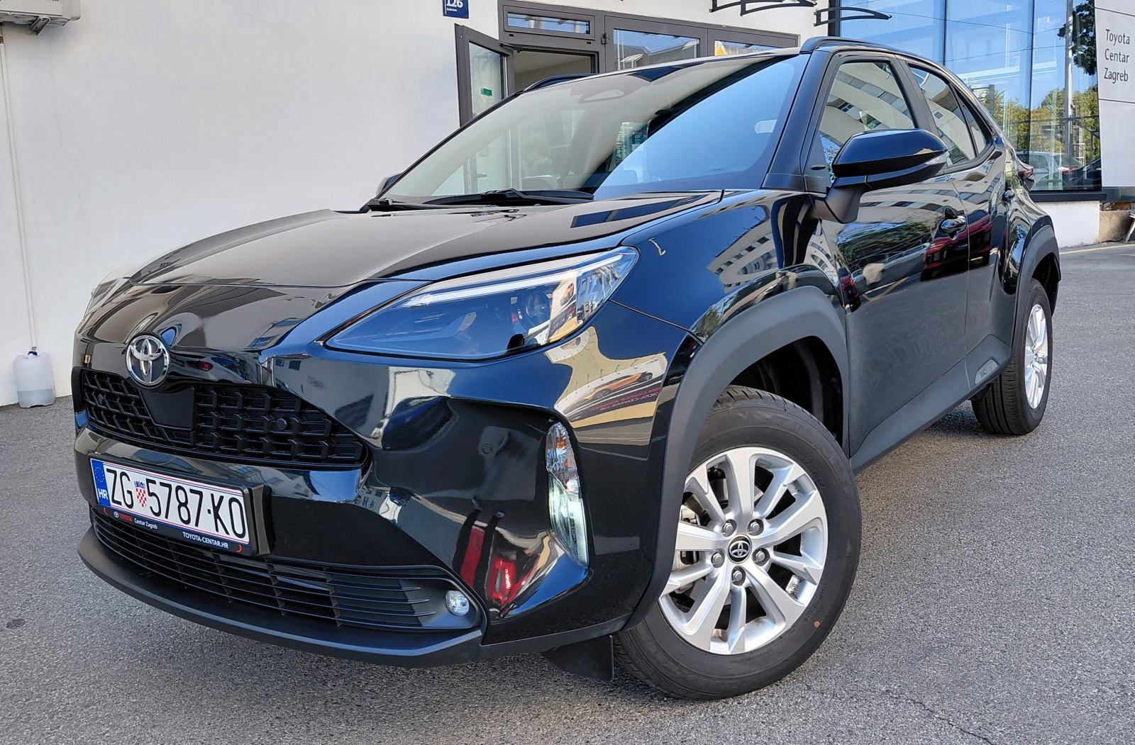 Toyota Yaris Cross 1.5 HEV COOL automatik, fotografija 1