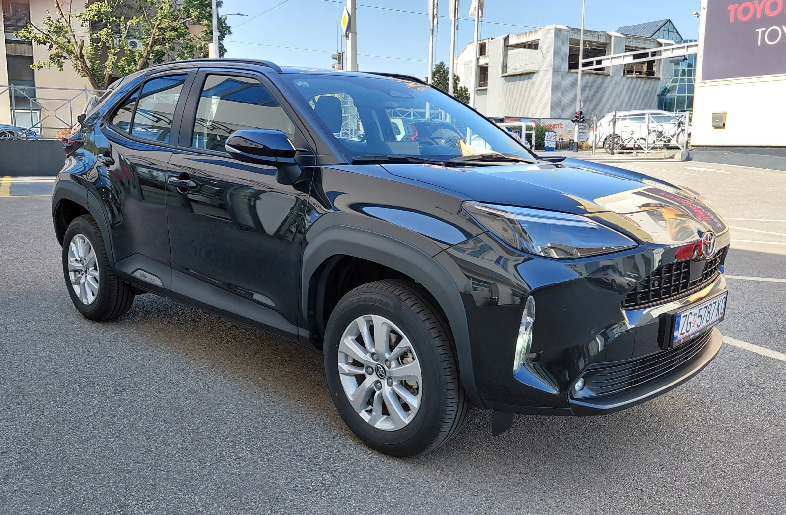 Toyota Yaris Cross 1.5 HEV COOL automatik, fotografija 2