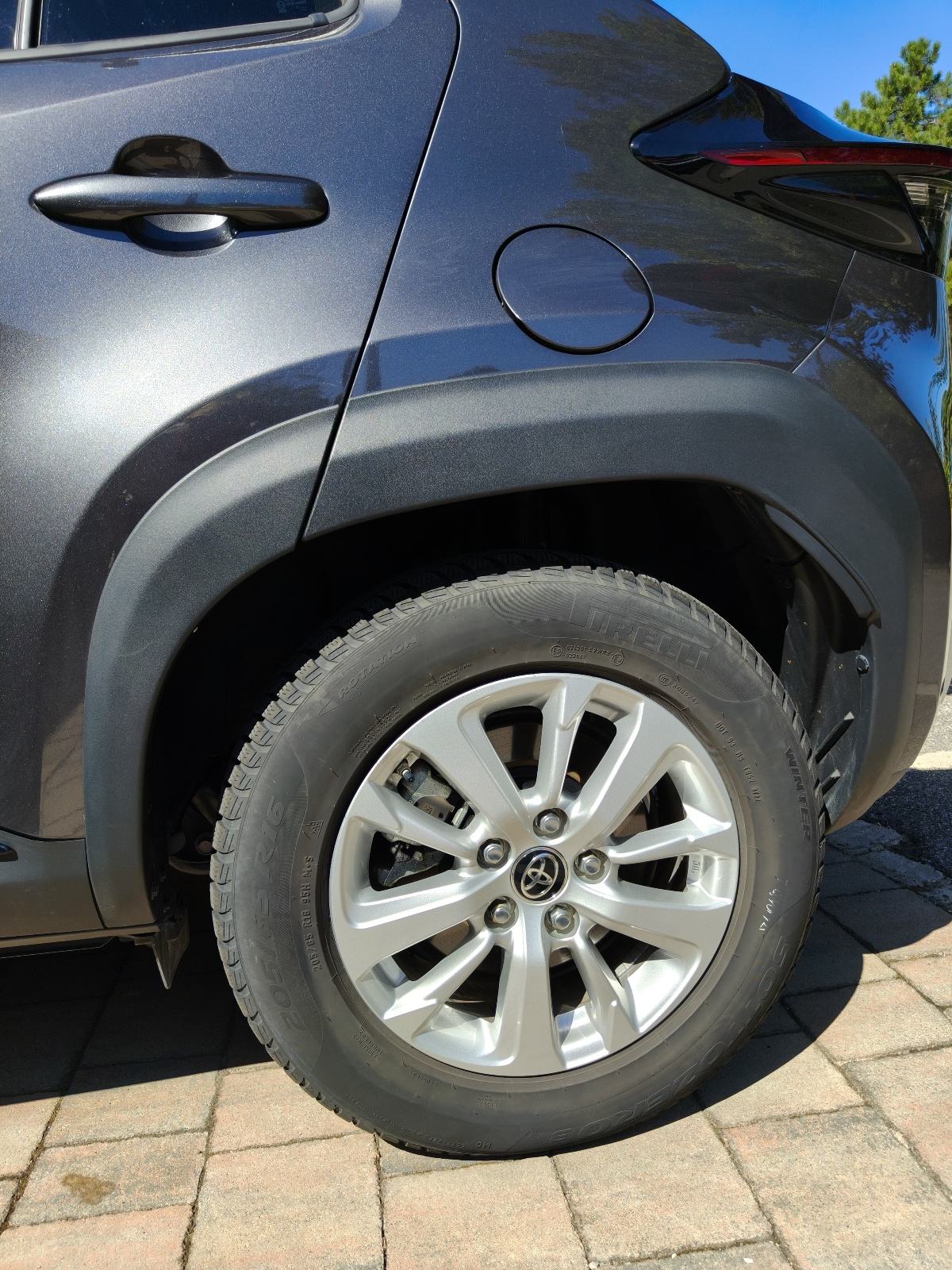 Toyota Yaris Cross 1.5 hybrid automatik, fotografija 5