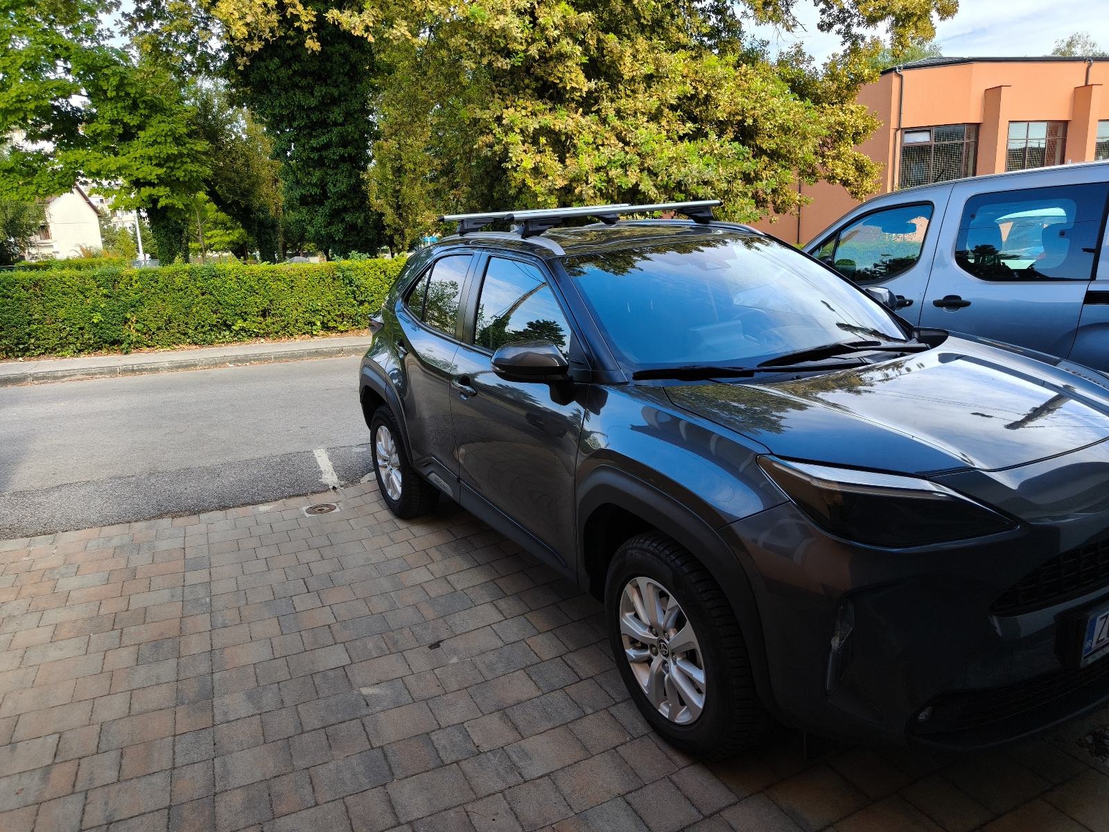 Toyota Yaris Cross 1.5 hybrid automatik, fotografija 12