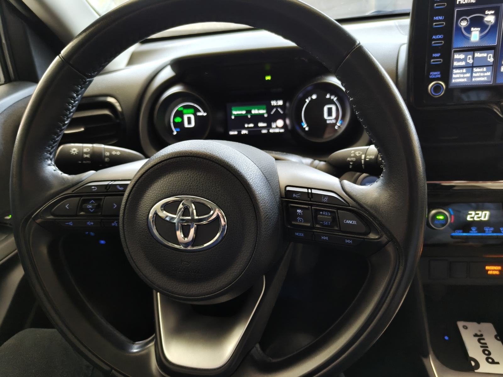 Toyota Yaris Cross 1.5 hybrid automatik, fotografija 2