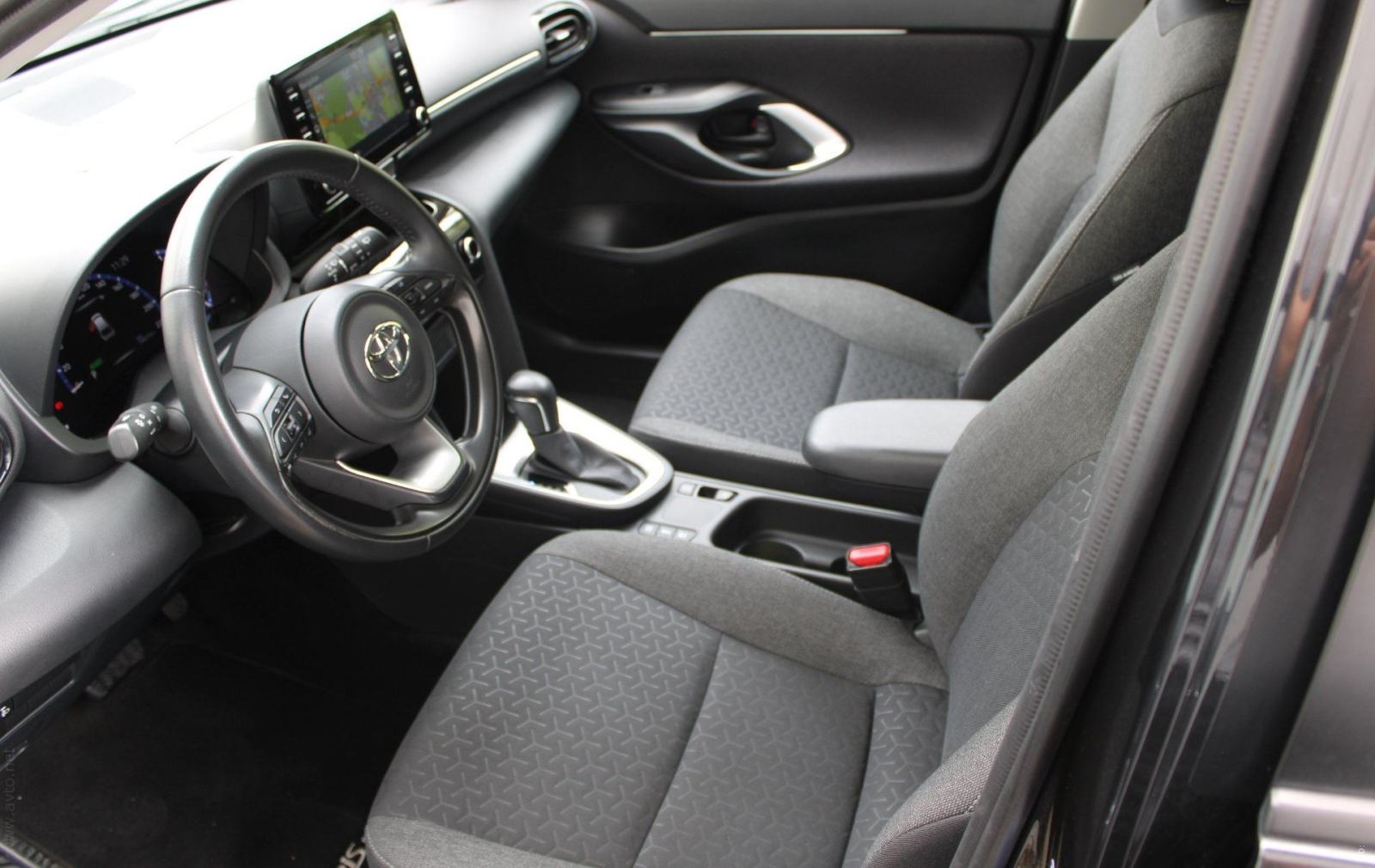 Toyota Yaris Cross 1.5 VVTi automatik Business, fotografija 11