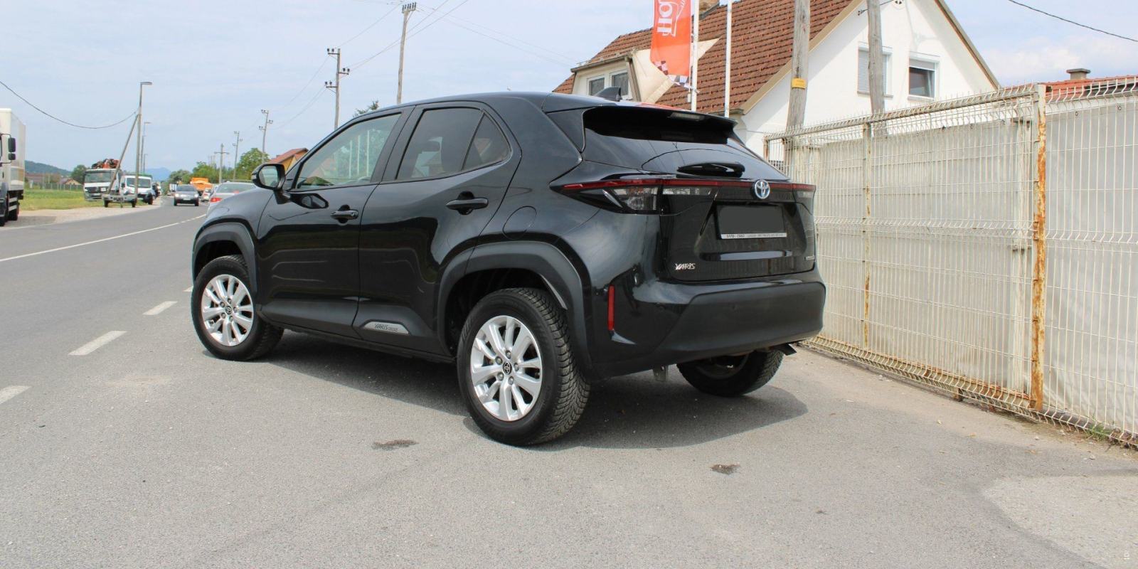Toyota Yaris Cross 1.5 VVTi automatik Business, pogled izvana - slika 5