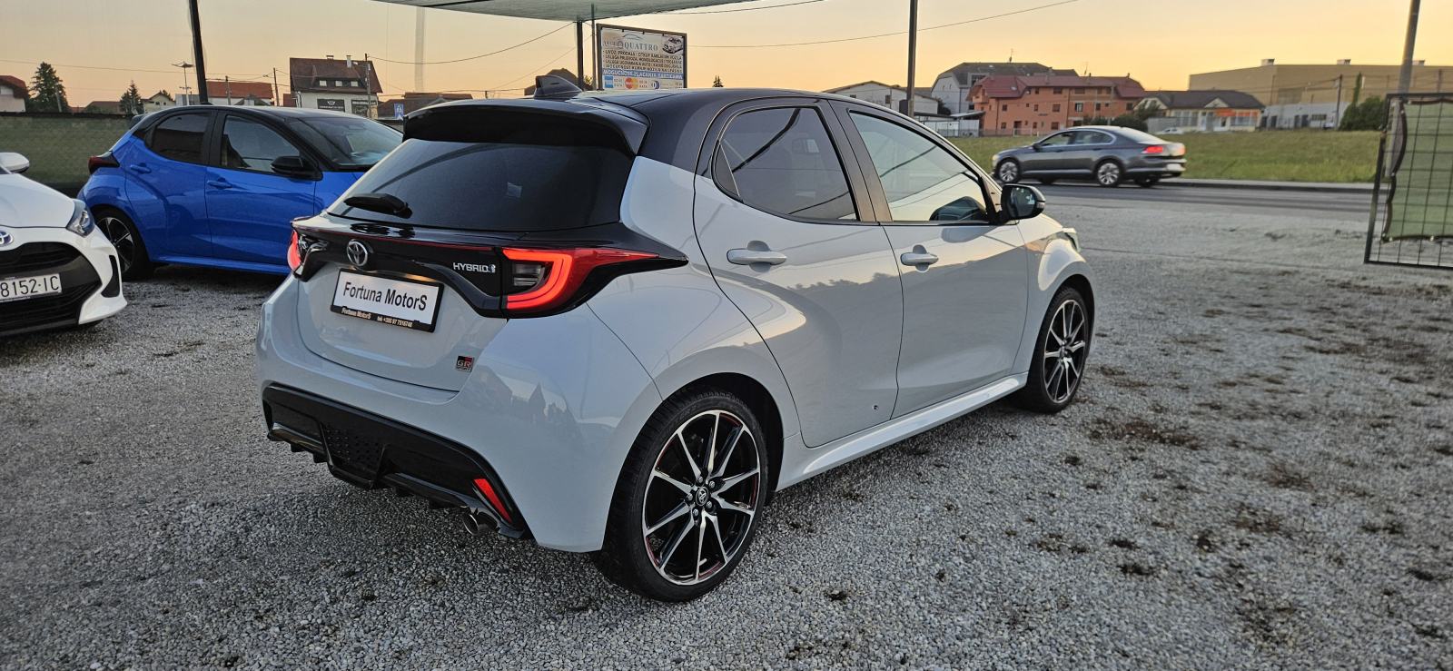 Toyota Yaris GR Sport 1,5 HYBRID 85kWt * KAMERA * Android * Apple, fotografija 5