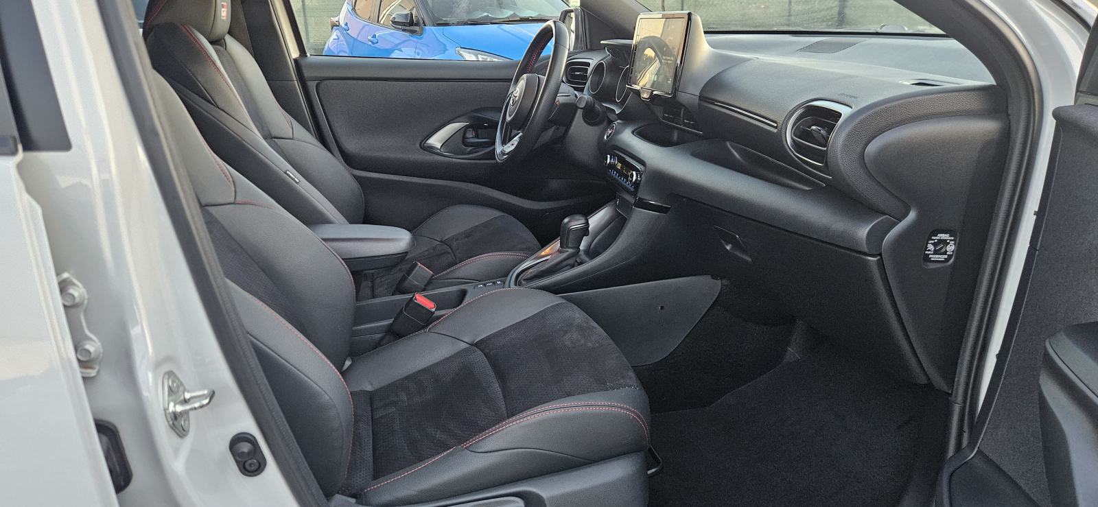 Toyota Yaris GR Sport 1,5 HYBRID 85kWt * KAMERA * Android * Apple, fotografija 17