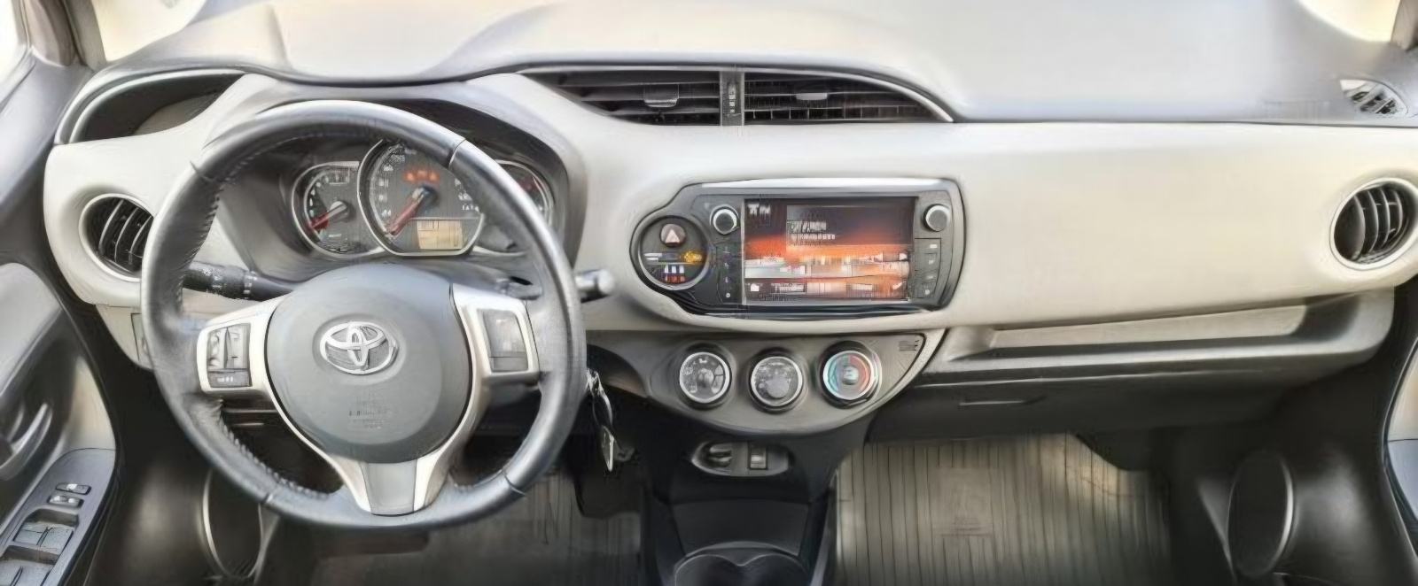 Toyota Yaris >69.XXX KM❗⛔️registrirana+nove gume⛔️, fotografija 12