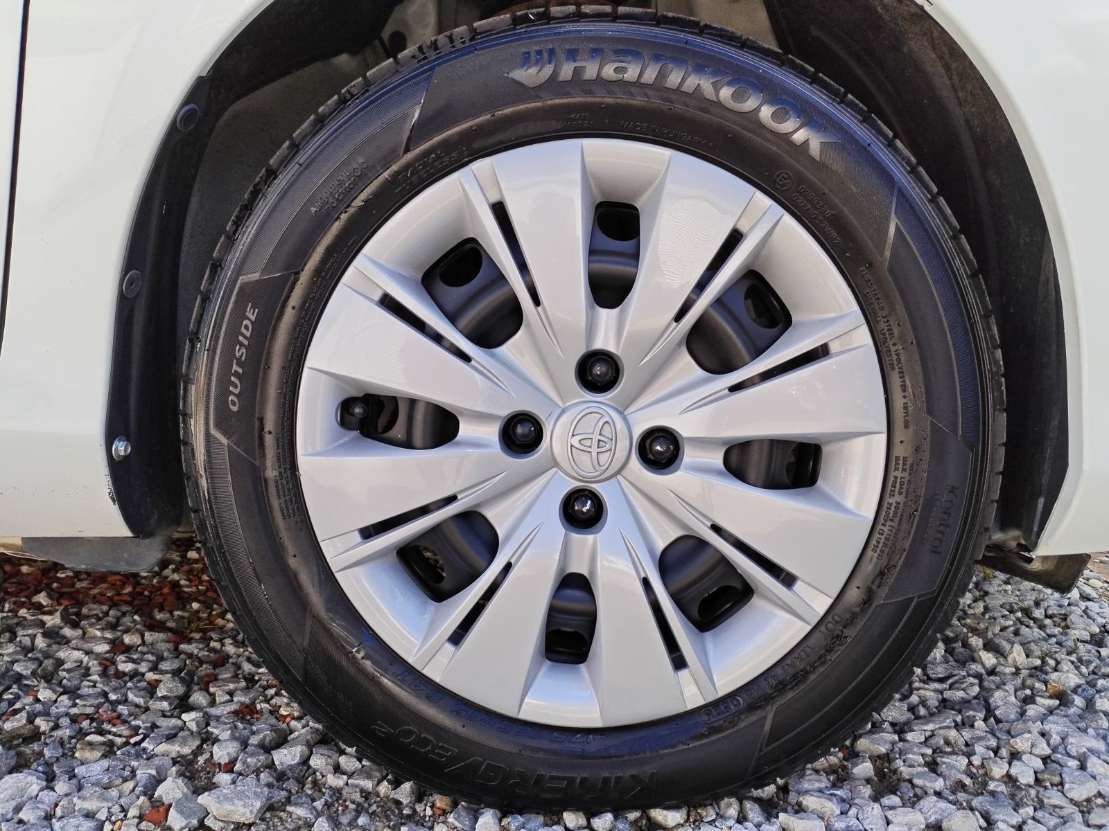TOYOTA YARIS HYBRID 1.5 AT, HR AUTO, SERVISNA, U SUSTAVU PDV-a !!, fotografija 19