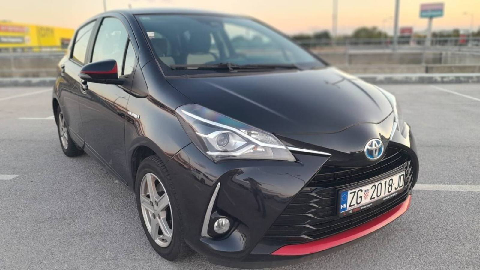 Toyota Yaris Hybrid 1,5 VVT-i automatik DTEAM, pogled izvana - slika 2