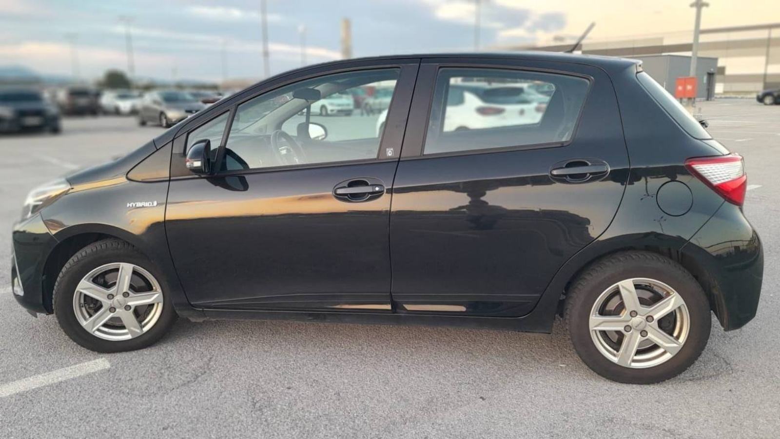 Toyota Yaris Hybrid 1,5 VVT-i automatik DTEAM, pogled izvana - slika 5