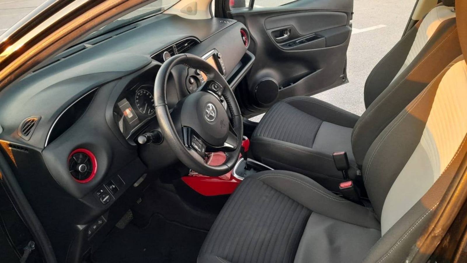 Toyota Yaris Hybrid 1,5 VVT-i automatik DTEAM, fotografija 7