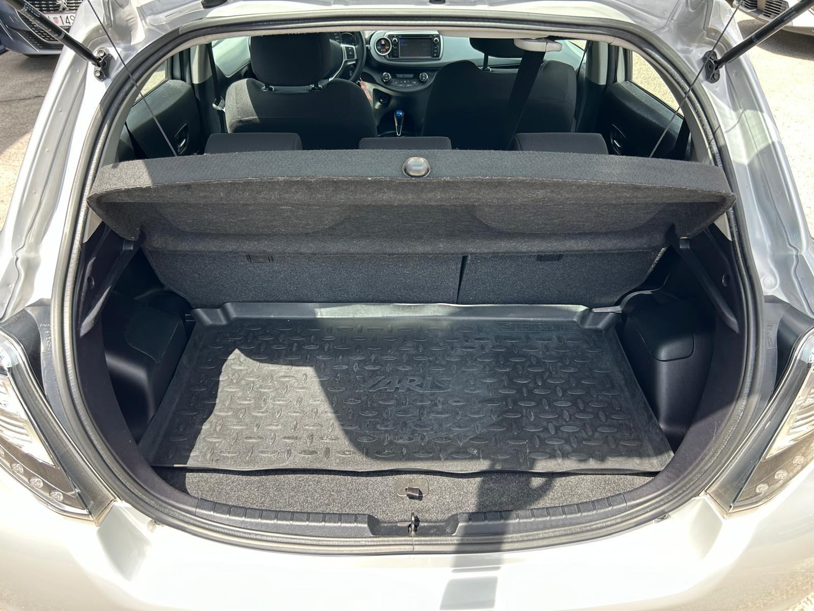 Toyota Yaris HYBRID - 100.000KM - 2013 - SERVIS - GARANCIJA - REG 1G!, fotografija 16
