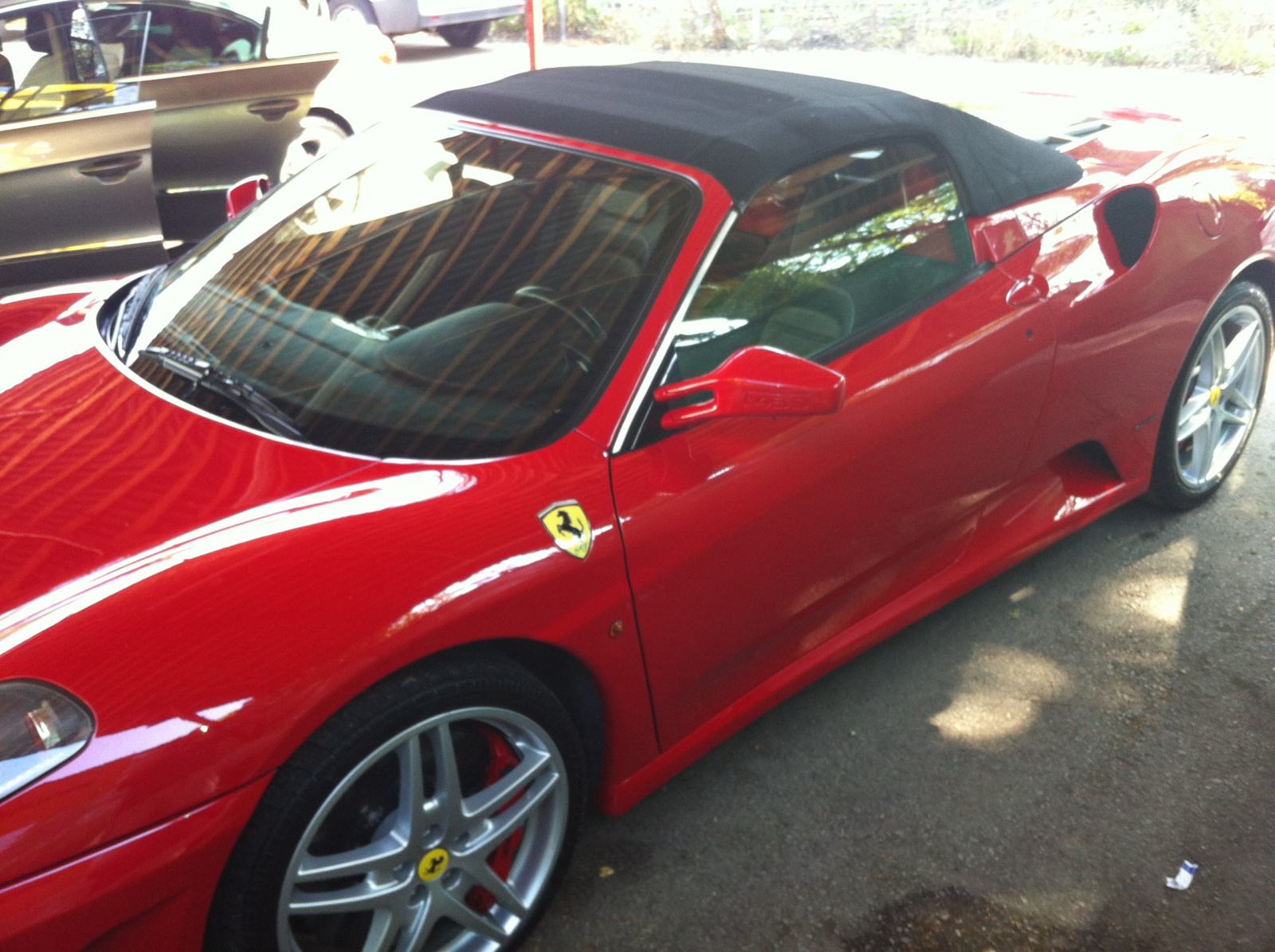 Tražim F430 ferrari, 2008 god.