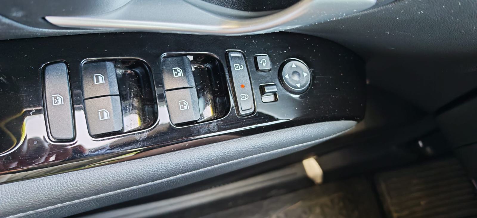 Hyundai Tucson 1.6T 2023. – 66 tkm (50 tkm autocesta) | 06/2027, fotografija 15
