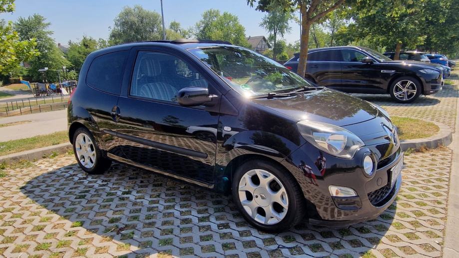 Twingo 1,2 16V - Klima, 2014 GODINA SA FULL OPREMOM SAMO 3.950 Eura, fotografija 3