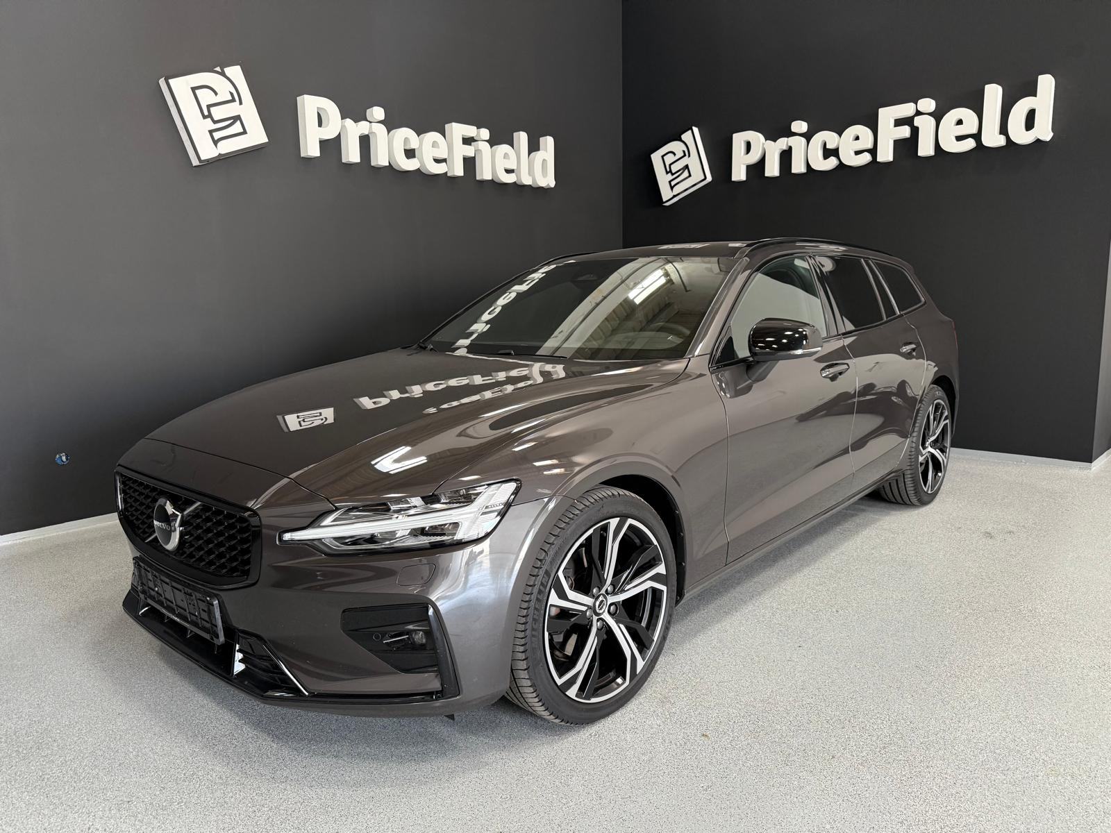 VOLVO V60 B4 Mild Hybrid Diesel Plus Dark 2022 God 