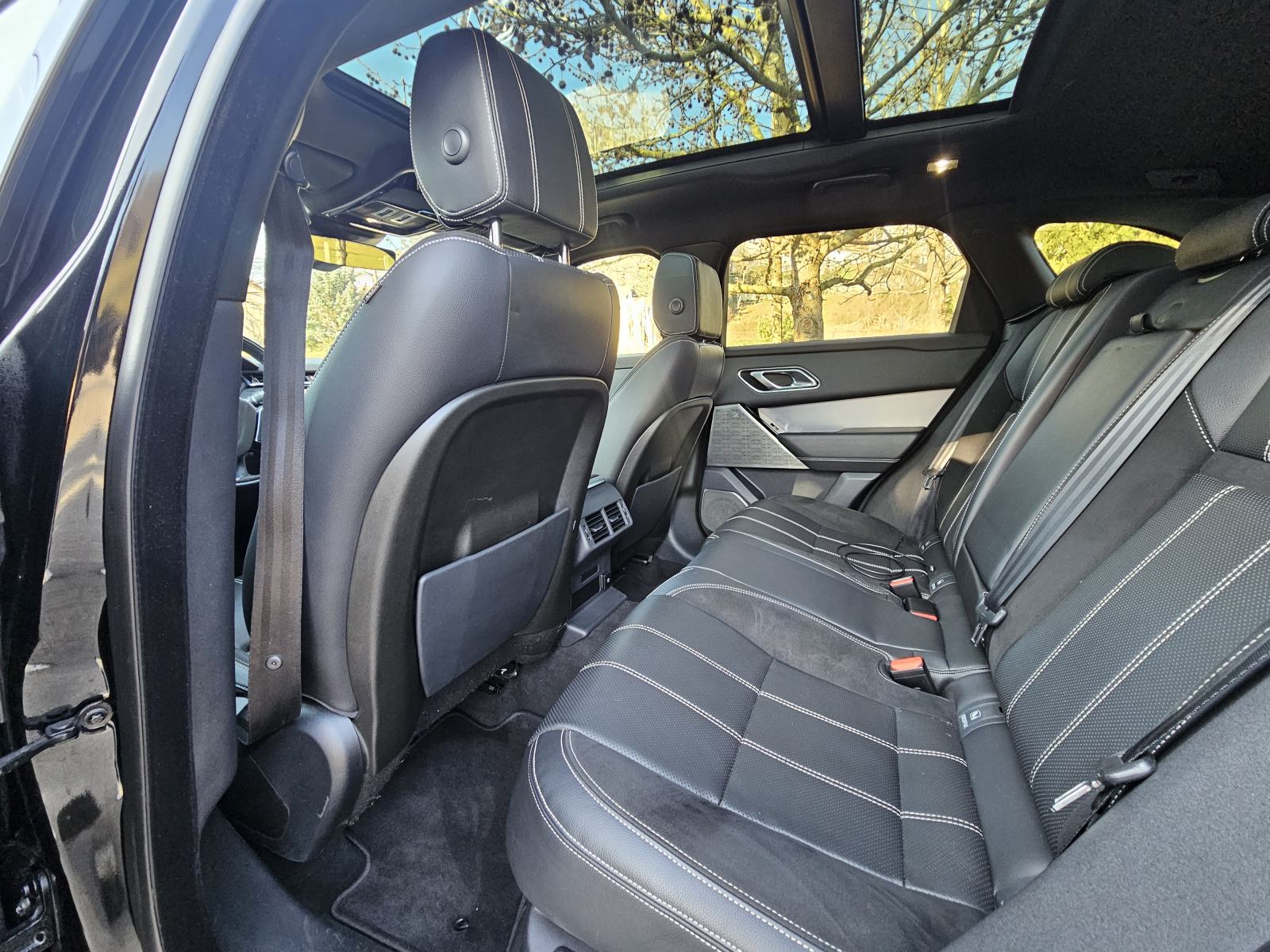 Velar*3.0d*R-Dynamic*300 ks*automatic*2018.*144 tkm*reg.02.’27.*......, fotografija 11