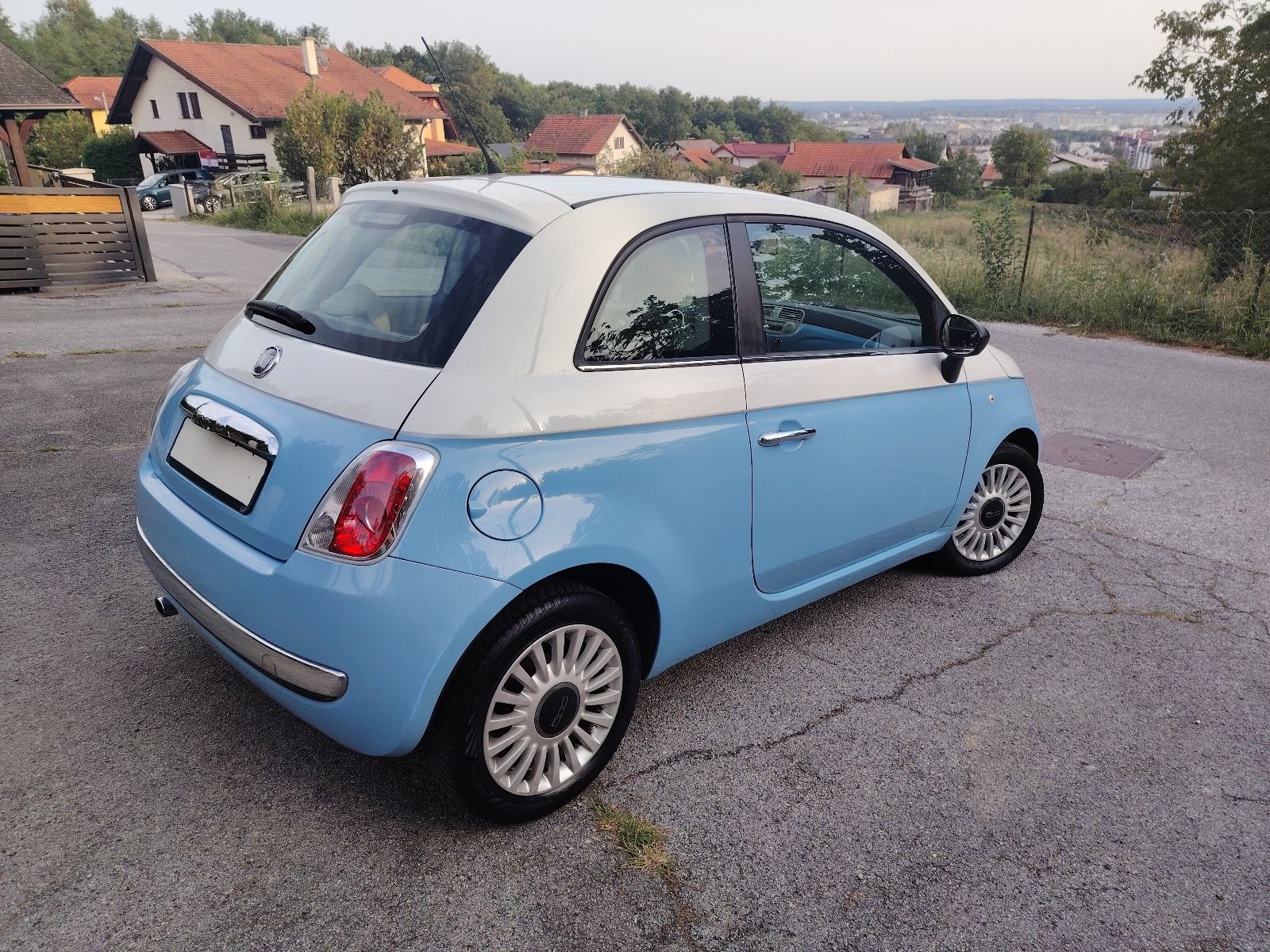 113700 km! Vintage Fiat 500 1,2 8V, model 2013., fotografija 6