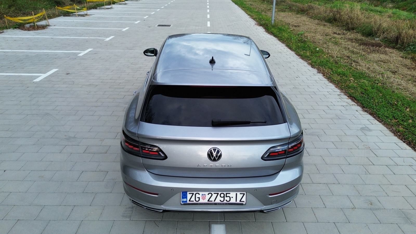 ‼️Volkswagen ARTEON SB 2.0 TDI‼️ DSG R-Line-TOP STANJE-!!, fotografija 3